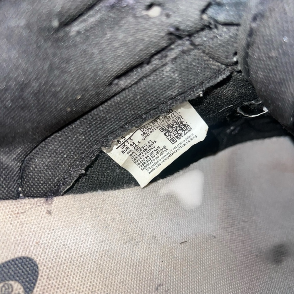 Nike Dunk Low – Black & White Men’s Sneakers Size 8.5 - Picture 10 of 17